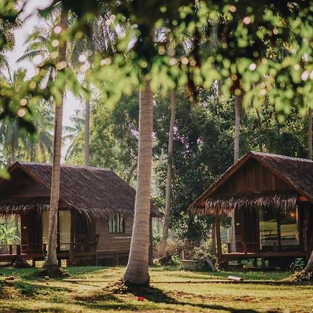 Coco Canopy Boutique Resort Koh Jum Esterno foto