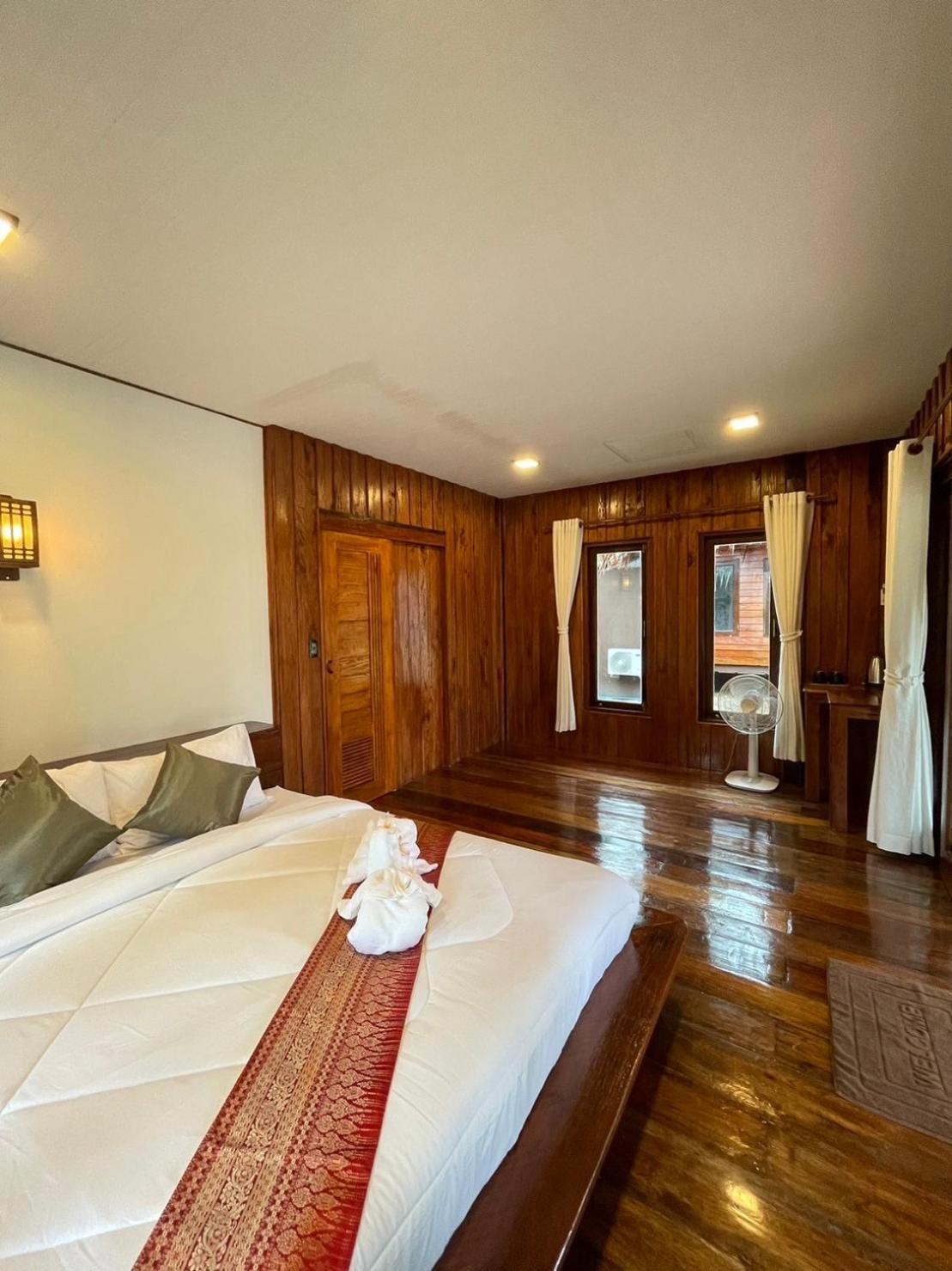 Coco Canopy Boutique Resort Koh Jum Esterno foto