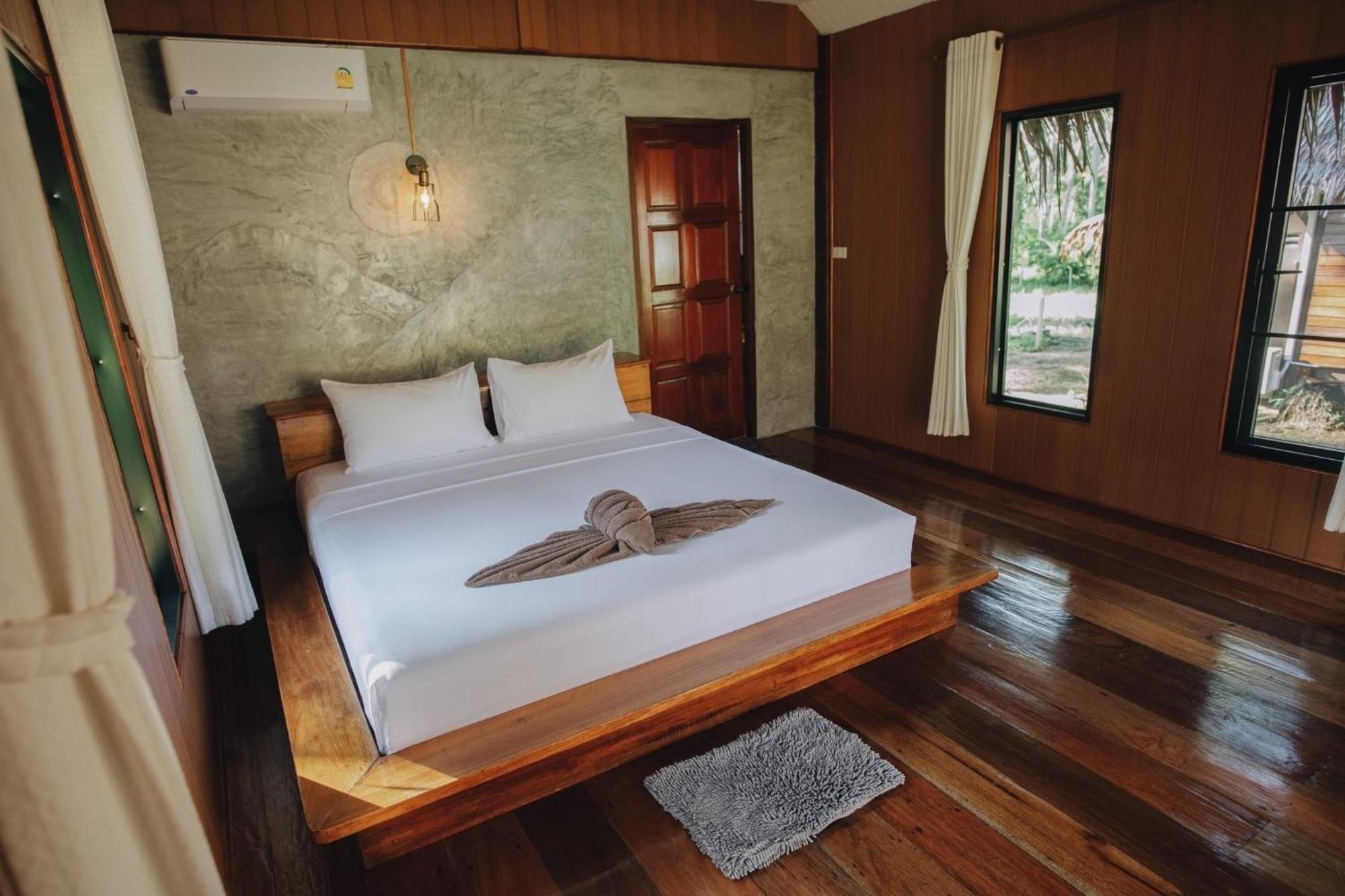Coco Canopy Boutique Resort Koh Jum Esterno foto