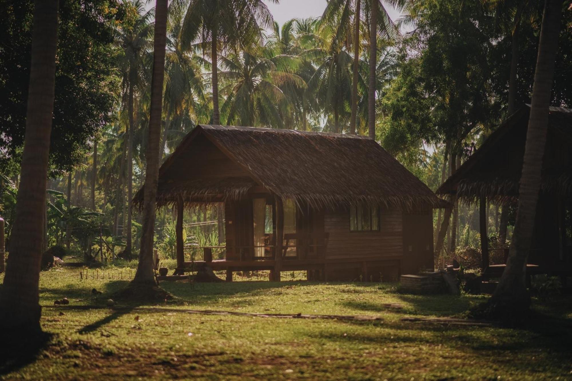 Coco Canopy Boutique Resort Koh Jum Esterno foto