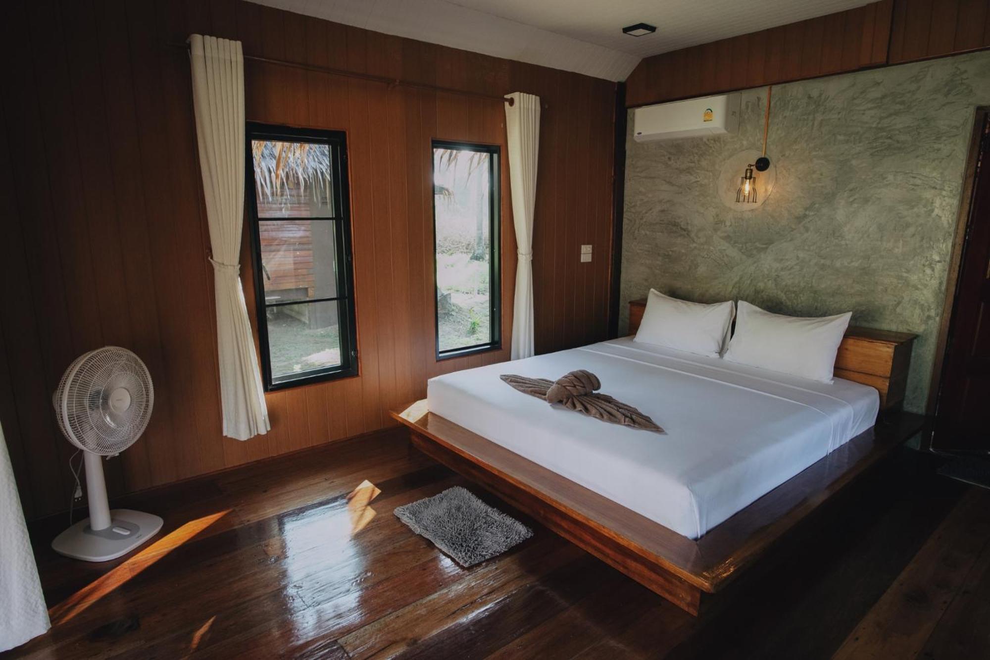 Coco Canopy Boutique Resort Koh Jum Esterno foto